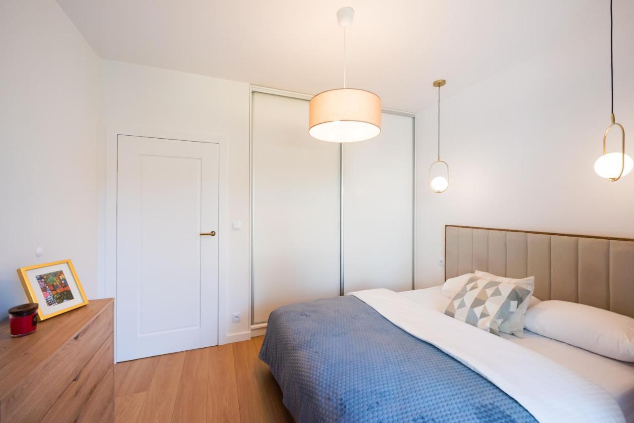 Wola Marble Apartment วอร์ซอ ภายนอก รูปภาพ